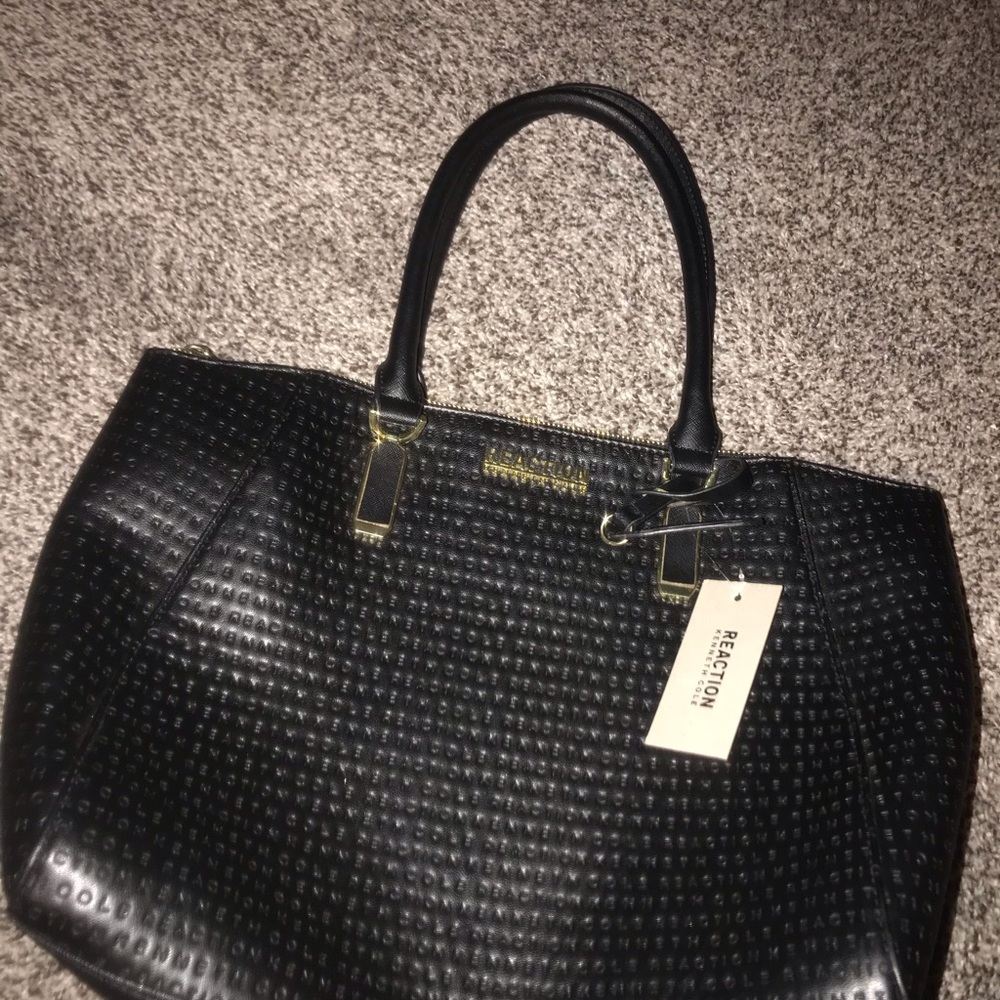 NWT Black Kenneth Cole Reaction purse 👜